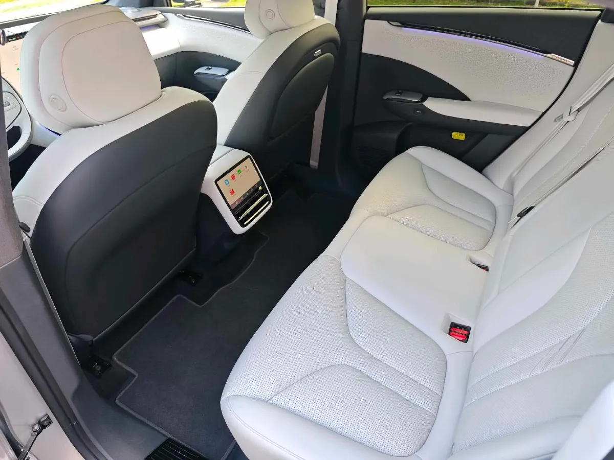 2025 Xpeng G7 BEV,autocango,china used car exporter,china ev exporter,chinese used car exporter,chinese used ev exporter