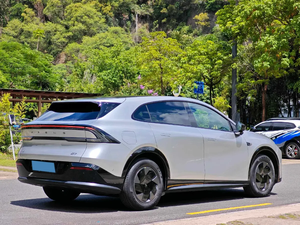 2025 Xpeng G7 BEV,autocango,china used car exporter,china ev exporter,chinese used car exporter,chinese used ev exporter