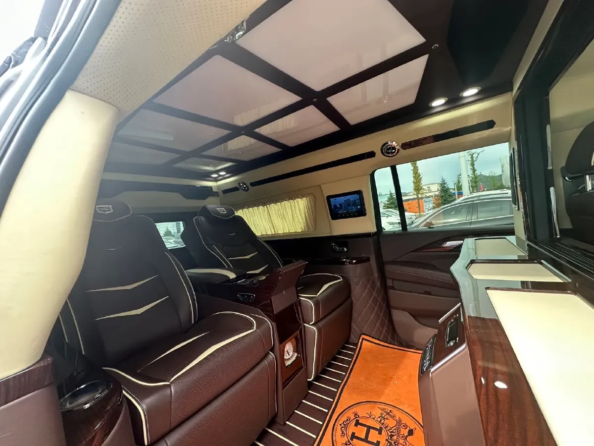 2017 Cadillac ESCALADE 6.2L 426HP V8 8AT,autocango,china used car exporter,china ev exporter,chinese used car exporter,chinese used ev exporter