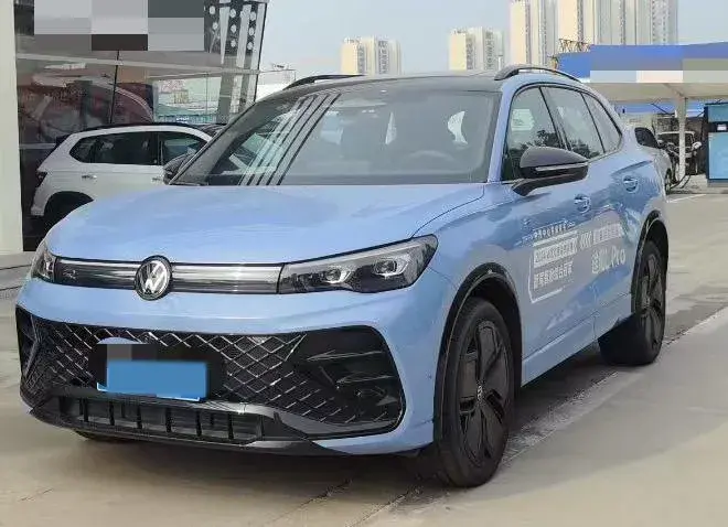 2024 Volkswagen Tiguan L 2.0T 220HP L4 7DCT