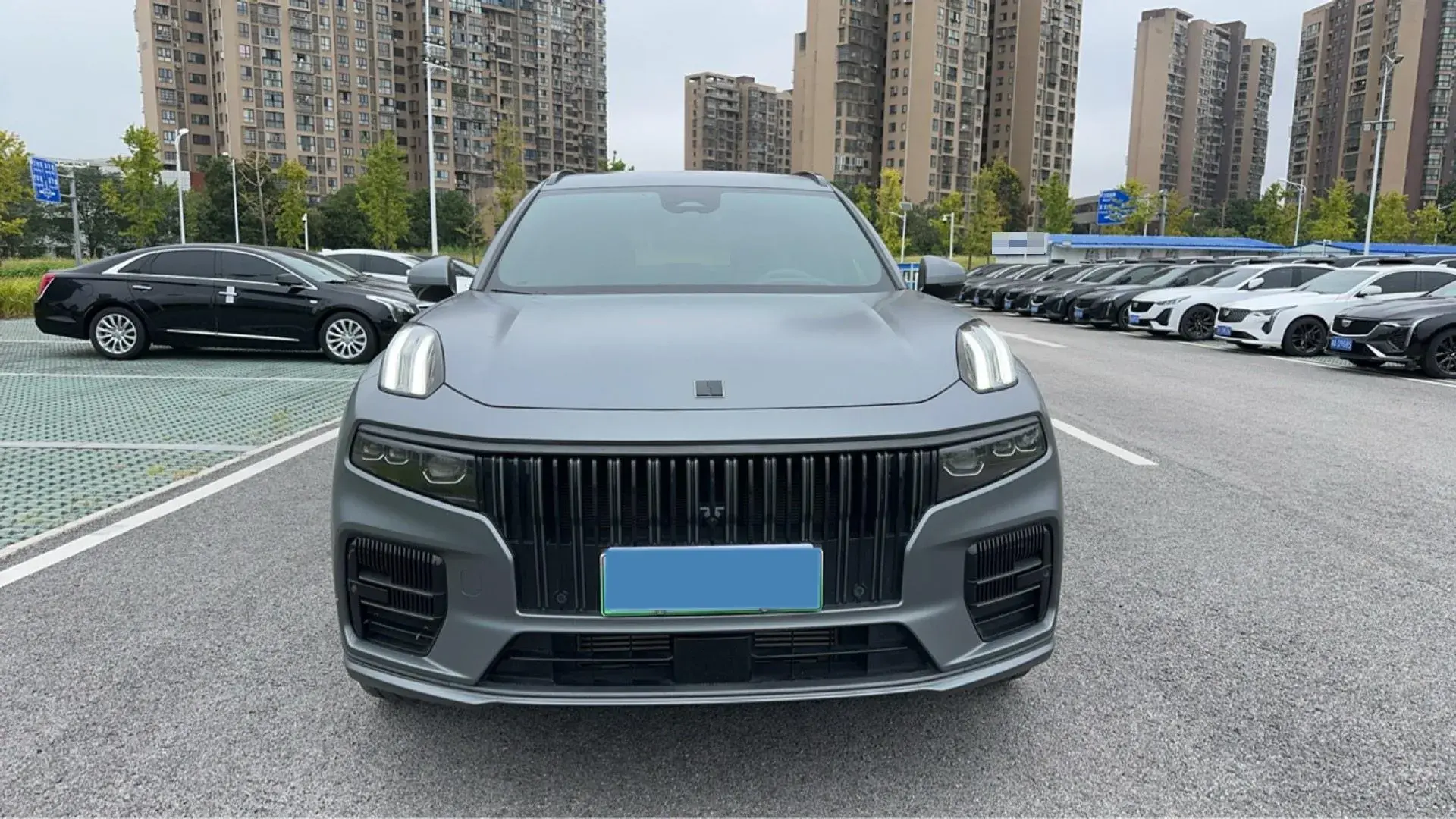 2021 LYNK&CO 09 thumbnail 2