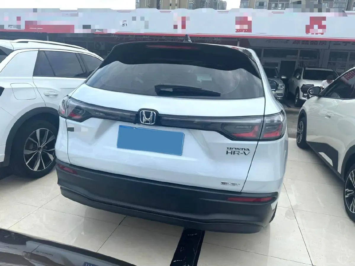 2023 Honda HR-V 2.0L 143HP L4 E-CVT Hybrid,autocango,china used car exporter,china ev exporter,chinese used car exporter,chinese used ev exporter