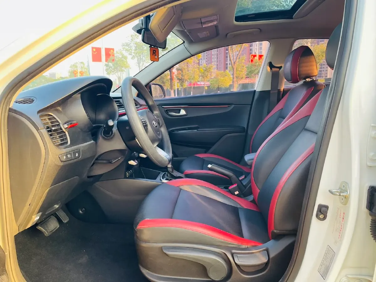 2017 Kia KX Cross 1.4L 100HP L4 6AT,autocango,china used car exporter,china ev exporter,chinese used car exporter,chinese used ev exporter