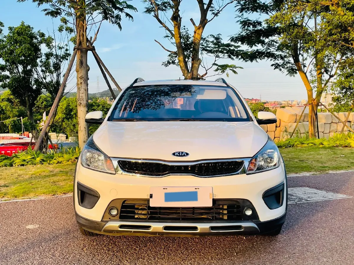 2017 Kia KX Cross 1.4L 100HP L4 6AT,autocango,china used car exporter,china ev exporter,chinese used car exporter,chinese used ev exporter