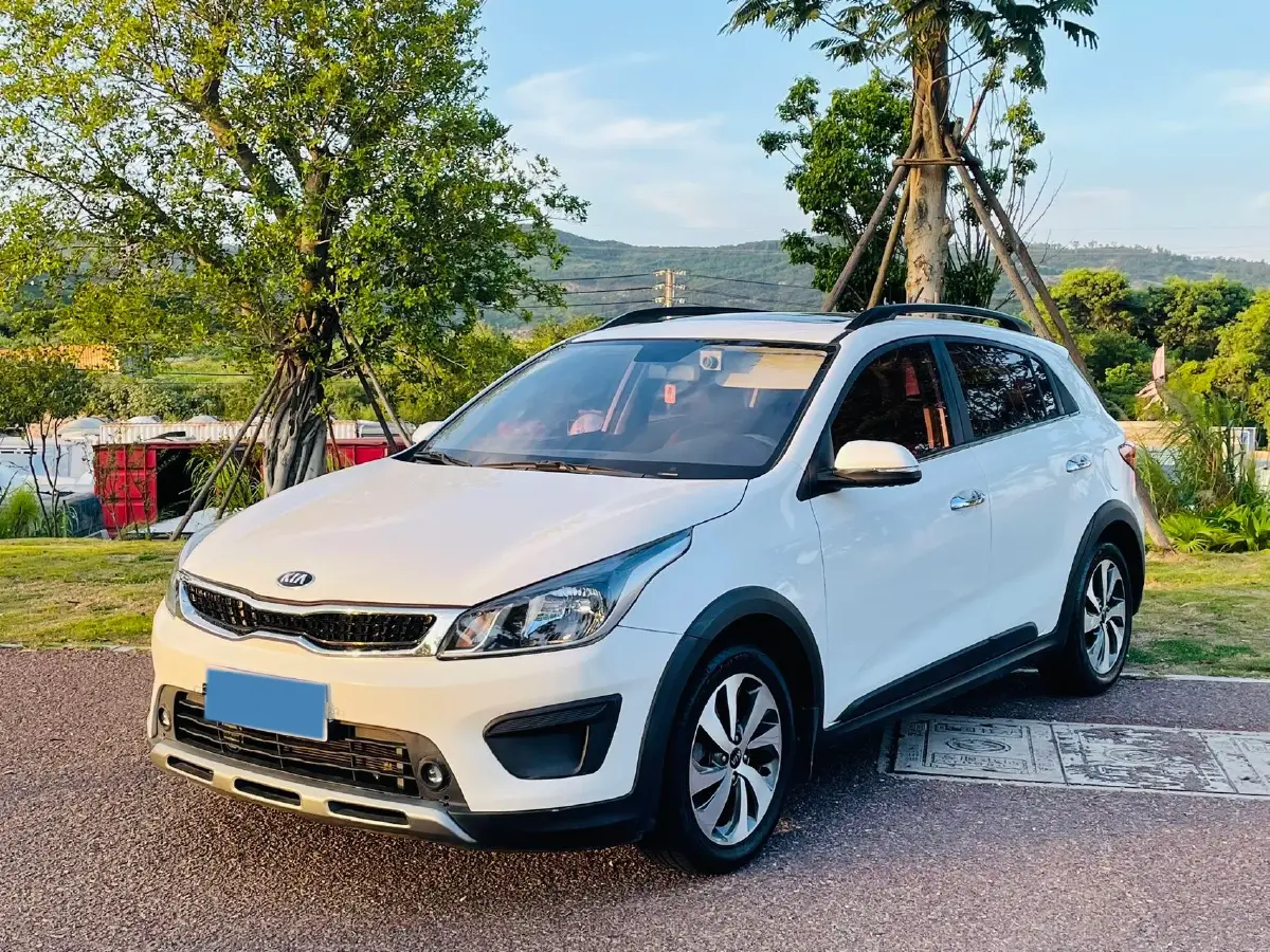 2017 Kia KX Cross 1.4L 100HP L4 6AT