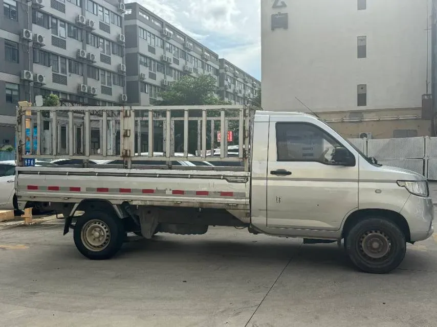 2023 WuLing RongGuang New Truck 1.5L 102HP L4 5MT,autocango,china used car exporter,china ev exporter,chinese used car exporter,chinese used ev exporter