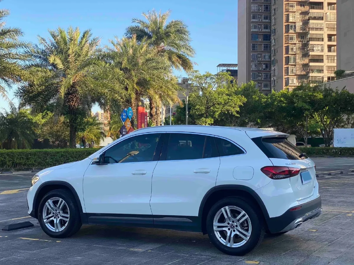 2023 Mercedes-Benz GLA Class 1.3T 163HP L4 7DCT,autocango,china used car exporter,china ev exporter,chinese used car exporter,chinese used ev exporter