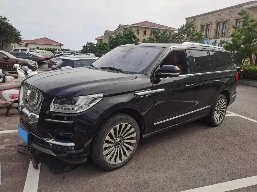 2020 Lincoln Navigator 3.5T 388HP V6 10AT