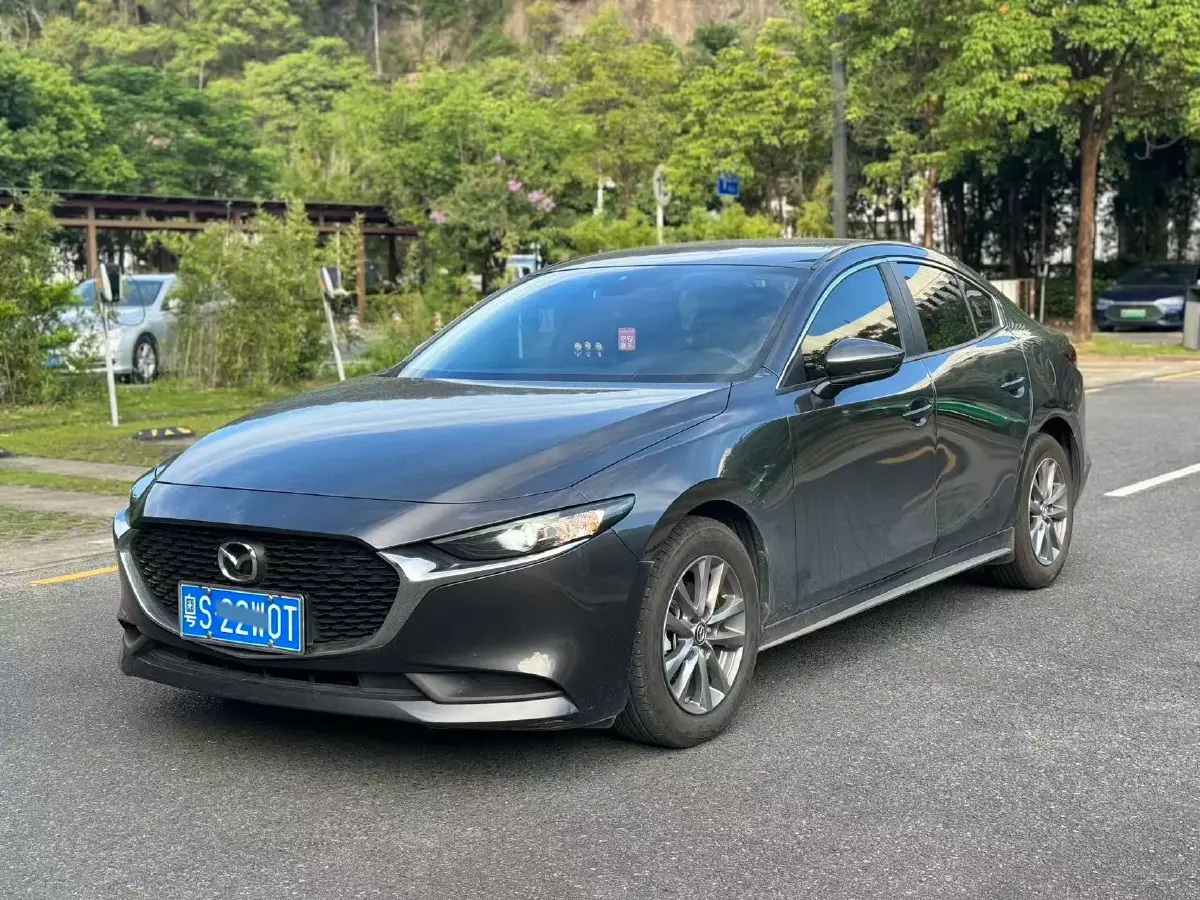 2022 Mazda 3 Axela 2.0L 158HP L4 6AT