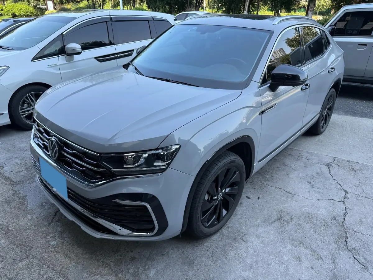 2020 Volkswagen Tayron X 2.0T 186HP L4 7DCT