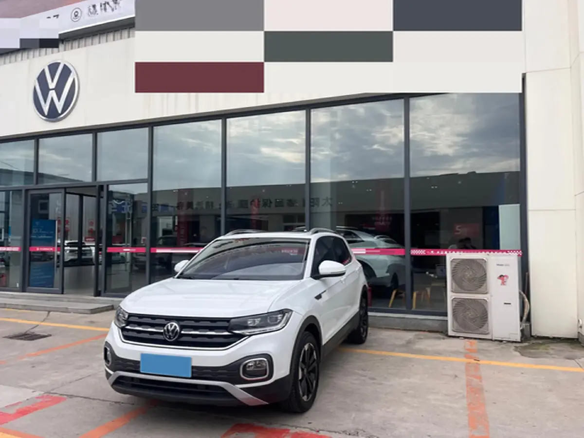 2023 Volkswagen Tacqua 1.2T 116HP L4 7DCT