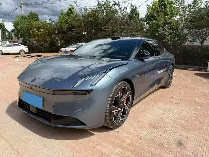 2025 LYNK&CO Z10 BEV 95KWH