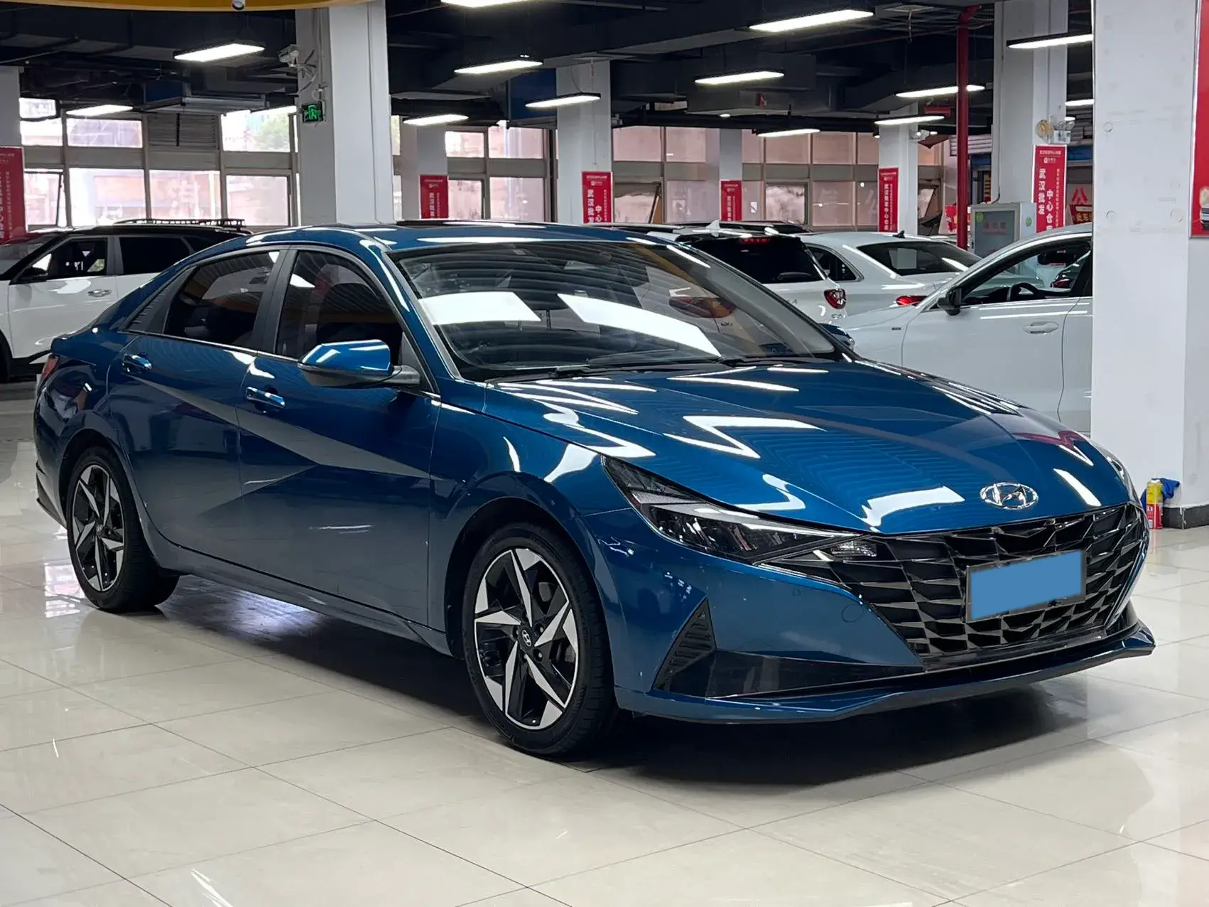 2021 HYUNDAI ELANTRA thumbnail 3