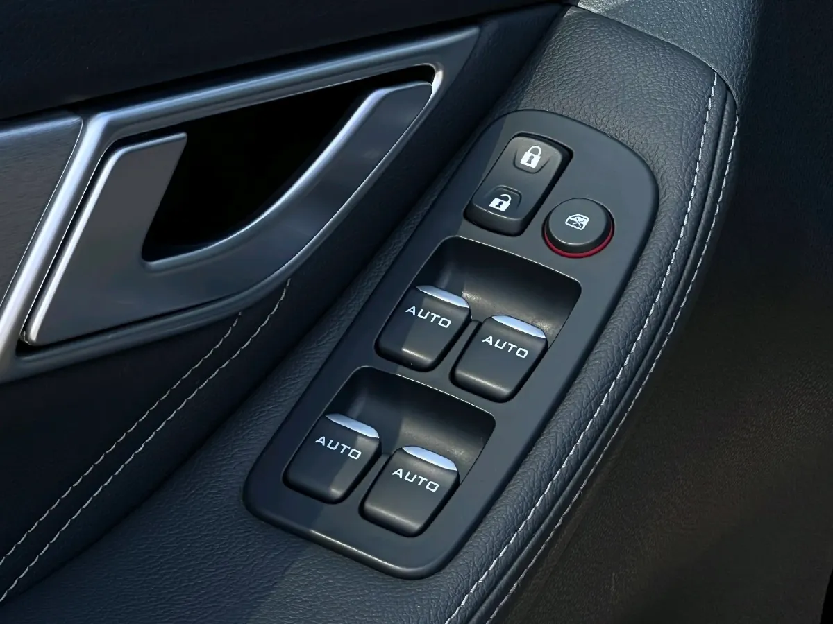 2018 Denza Denza BEV 70KWH,autocango,china used car exporter,china ev exporter,chinese used car exporter,chinese used ev exporter