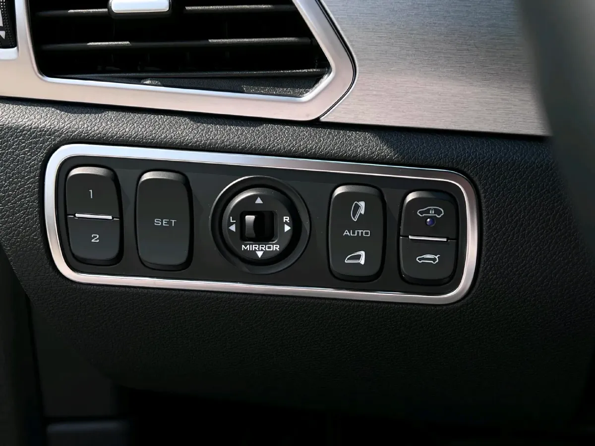 2018 Denza Denza BEV 70KWH,autocango,china used car exporter,china ev exporter,chinese used car exporter,chinese used ev exporter