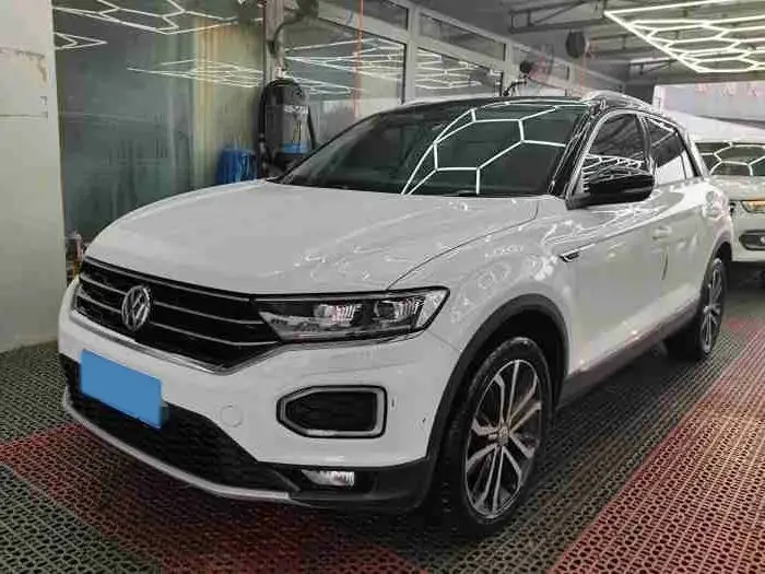 2021 Volkswagen T-Roc 1.4T 150HP L4 7DCT