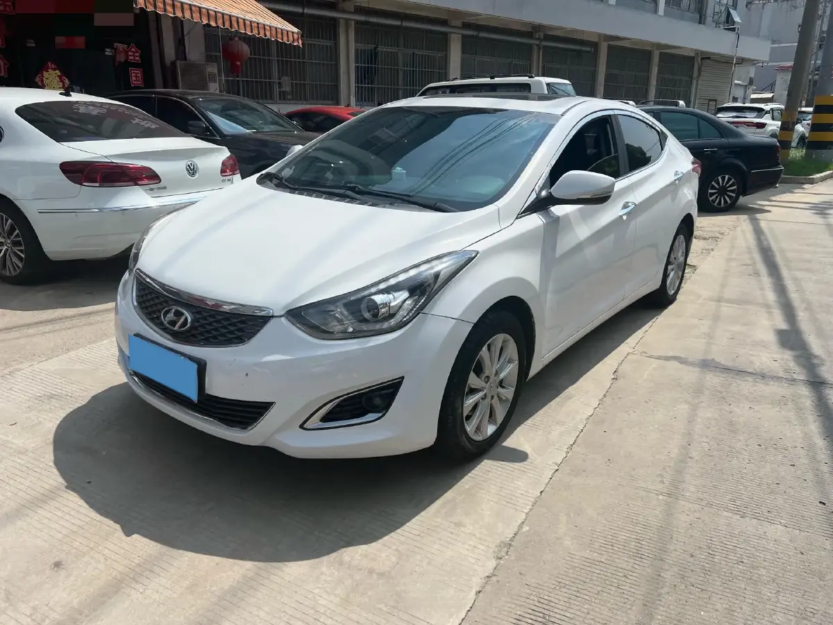 2016 Hyundai Elantra 1.6L 128HP L4 6AT