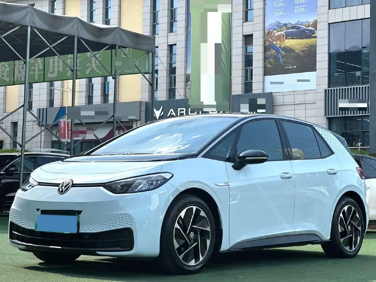 2023 Volkswagen ID.3 BEV 52.8KWH