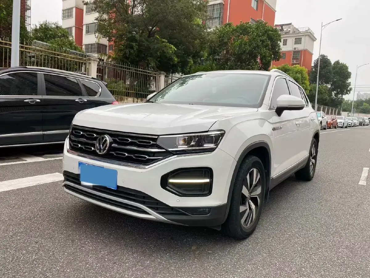 2020 Volkswagen Tayron 2.0T 186HP L4 7DCT