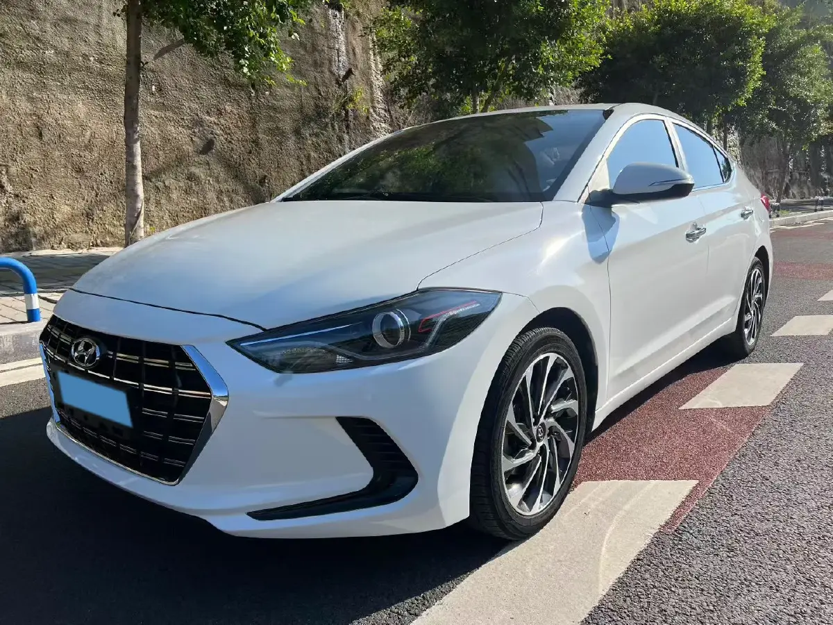 2020 Hyundai Elantra 1.4T 130HP L4 7DCT