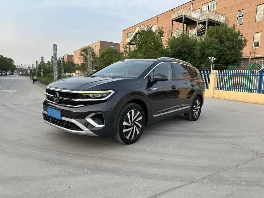 2021 Volkswagen Talagon 2.0T 186HP L4 7DCT