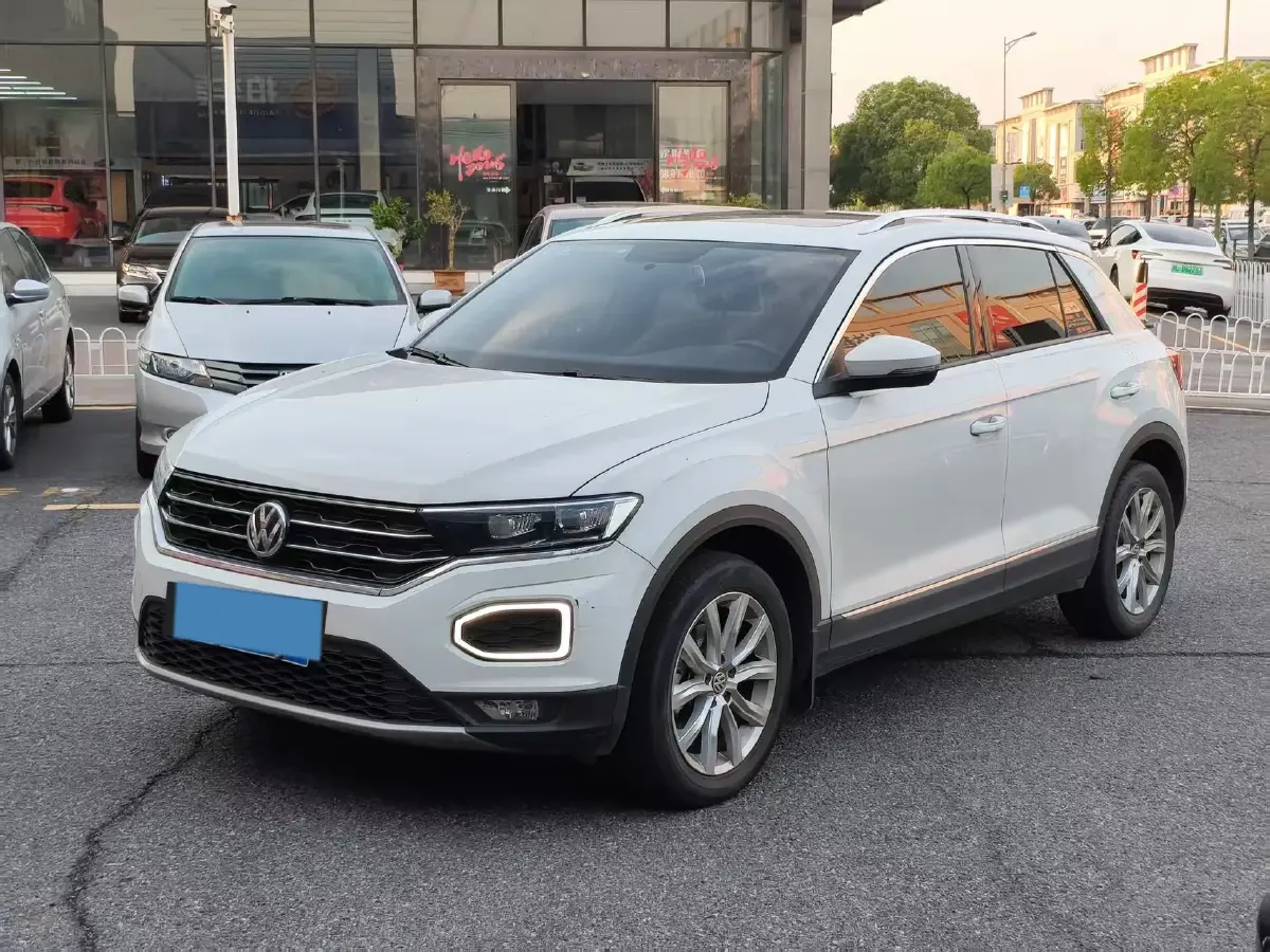 2019 Volkswagen T-Roc 1.4T 131HP L4 7DCT