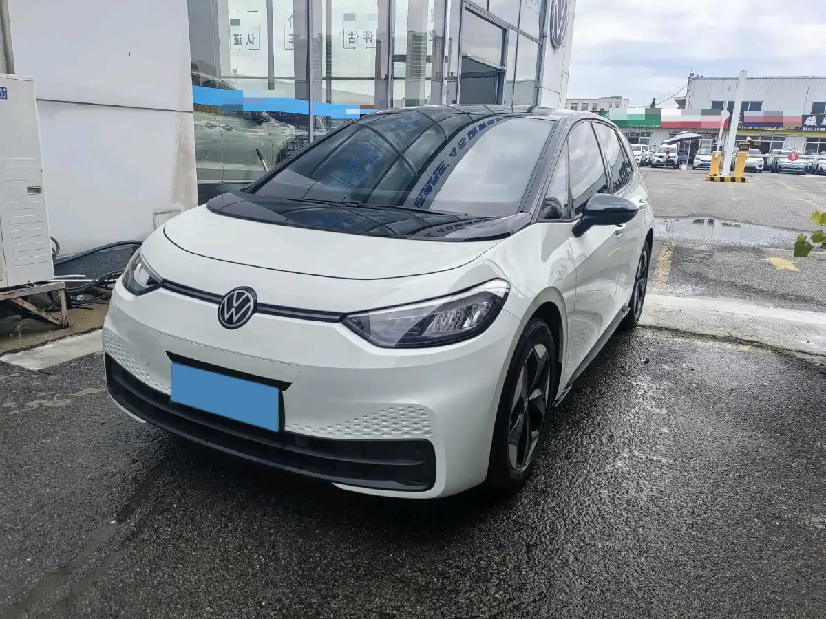 2025 Volkswagen ID.3 BEV 53.6KWH
