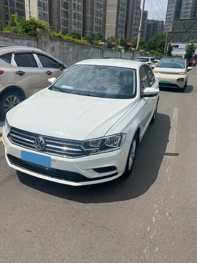 2018 Volkswagen Bora 1.5L 110HP L4 5MT
