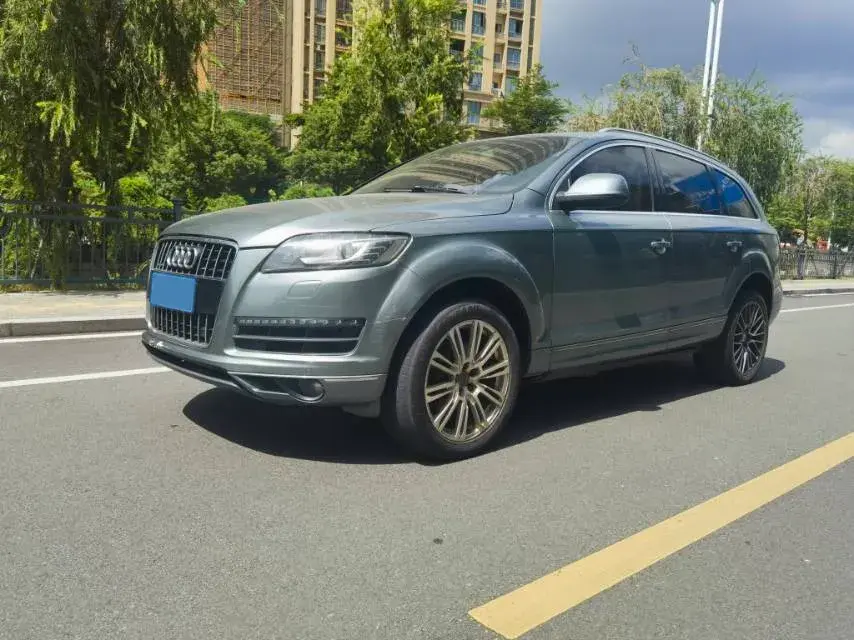 2010 Audi Q7 3.6L 280HP V6 6AT