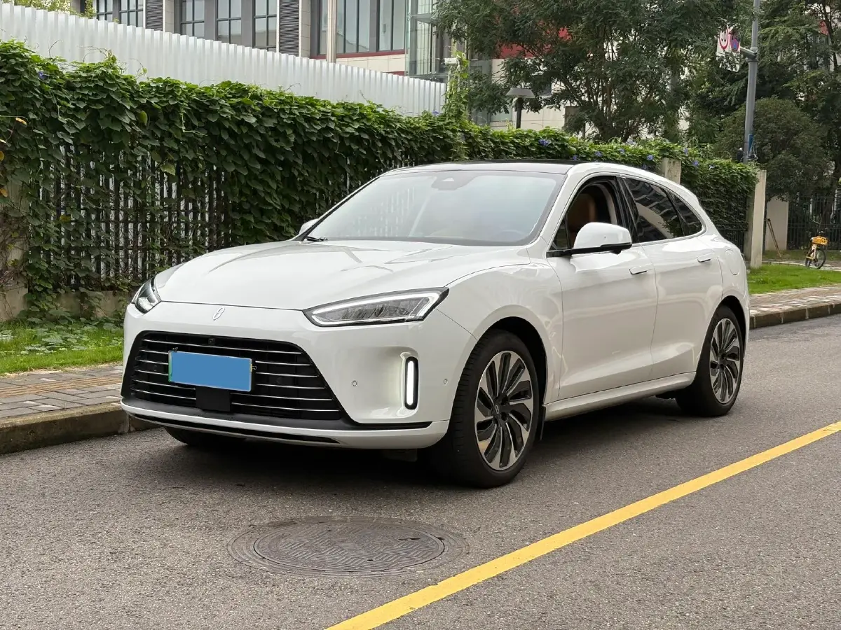 2022 HIMA AITO M5 Range Extended 125HP REEV 40KWH