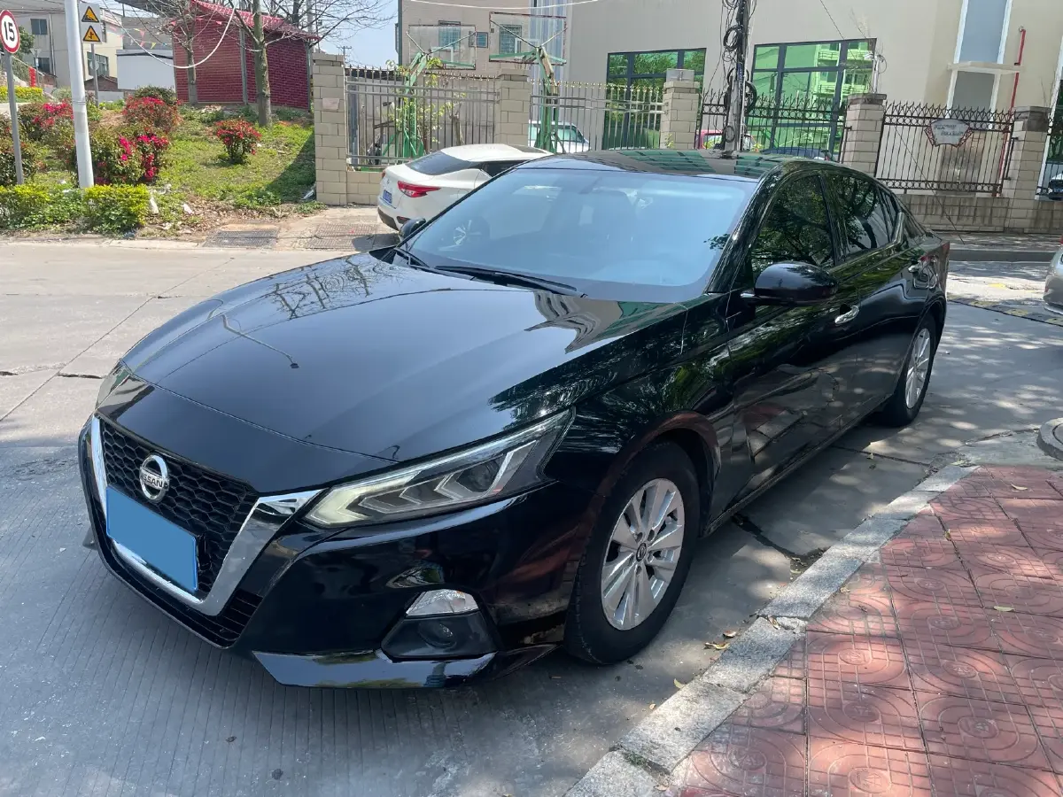 2020 Nissan Teana 2.0L 159HP L4 CVT