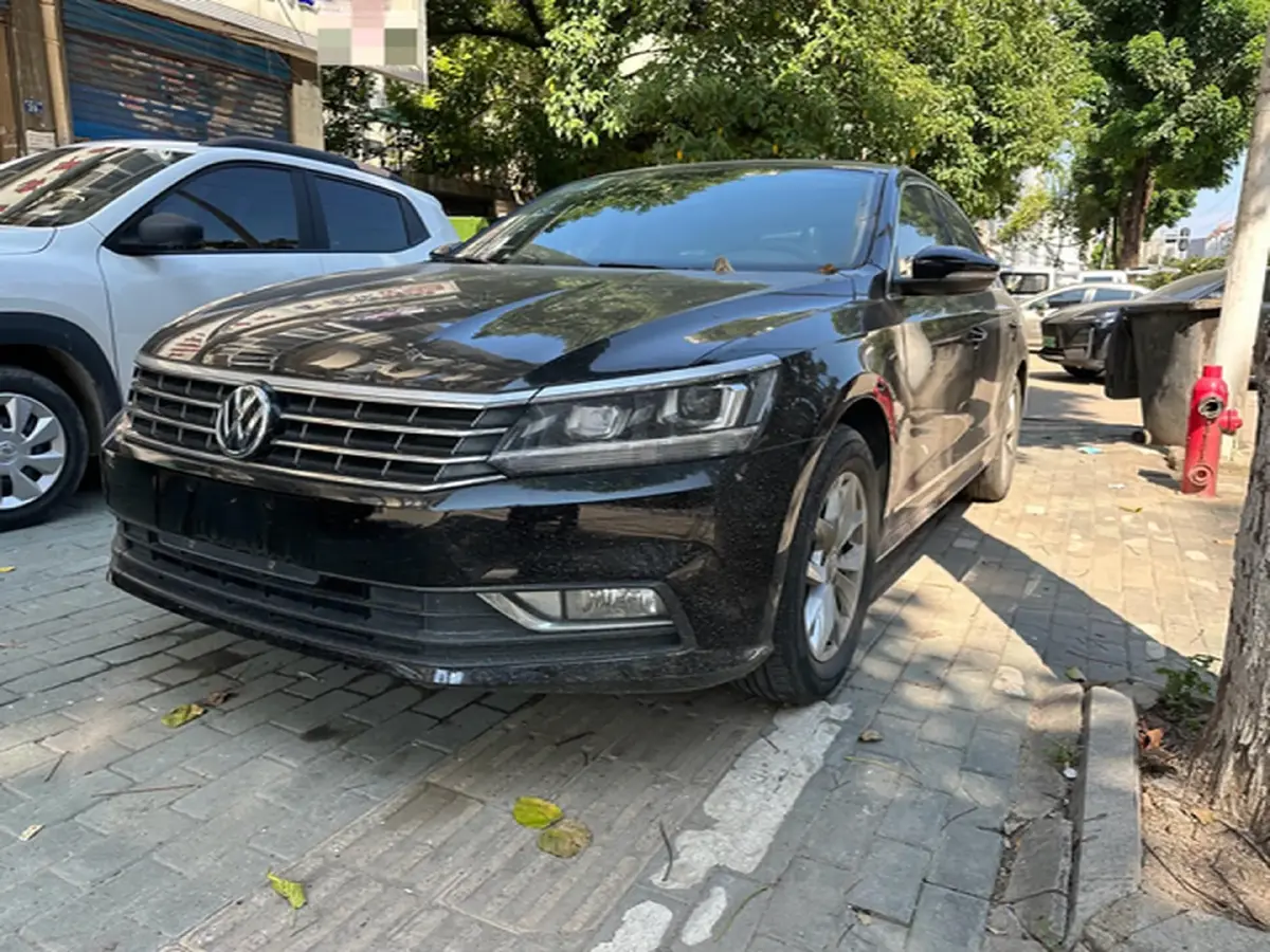 2017 Volkswagen Passat 1.8T 180HP L4 7DCT