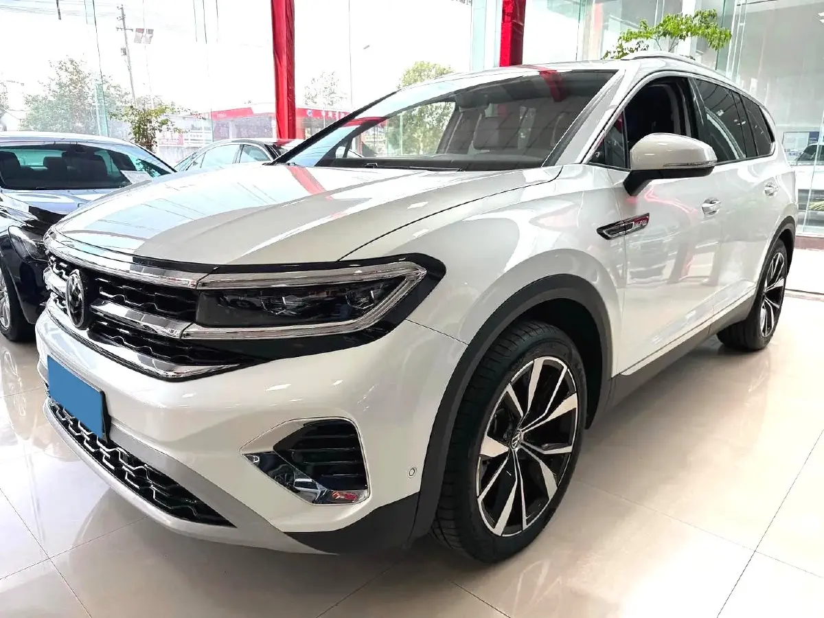 2022 Volkswagen Talagon 2.5T 299HP V6 7DCT