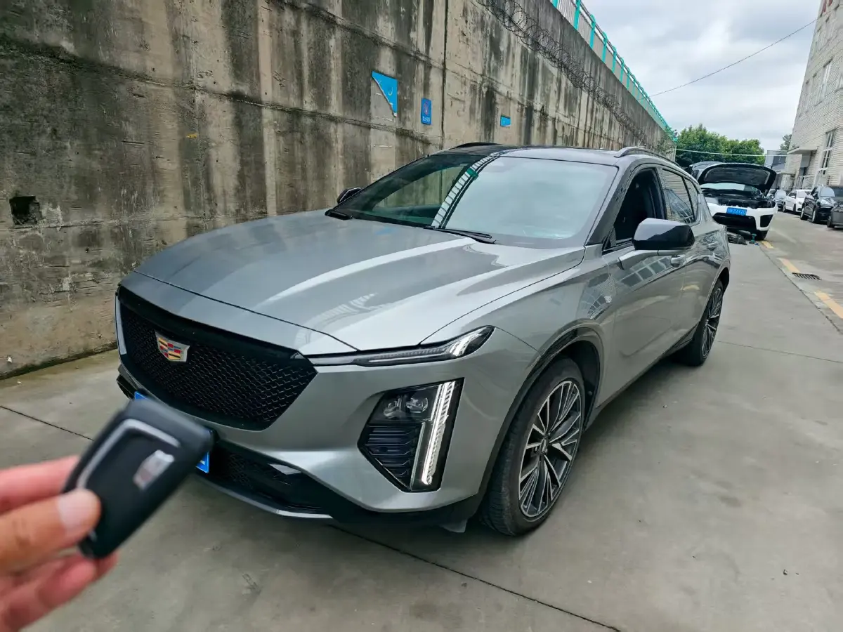 2023 Cadillac GT4 1.5T 211HP L4 9AT