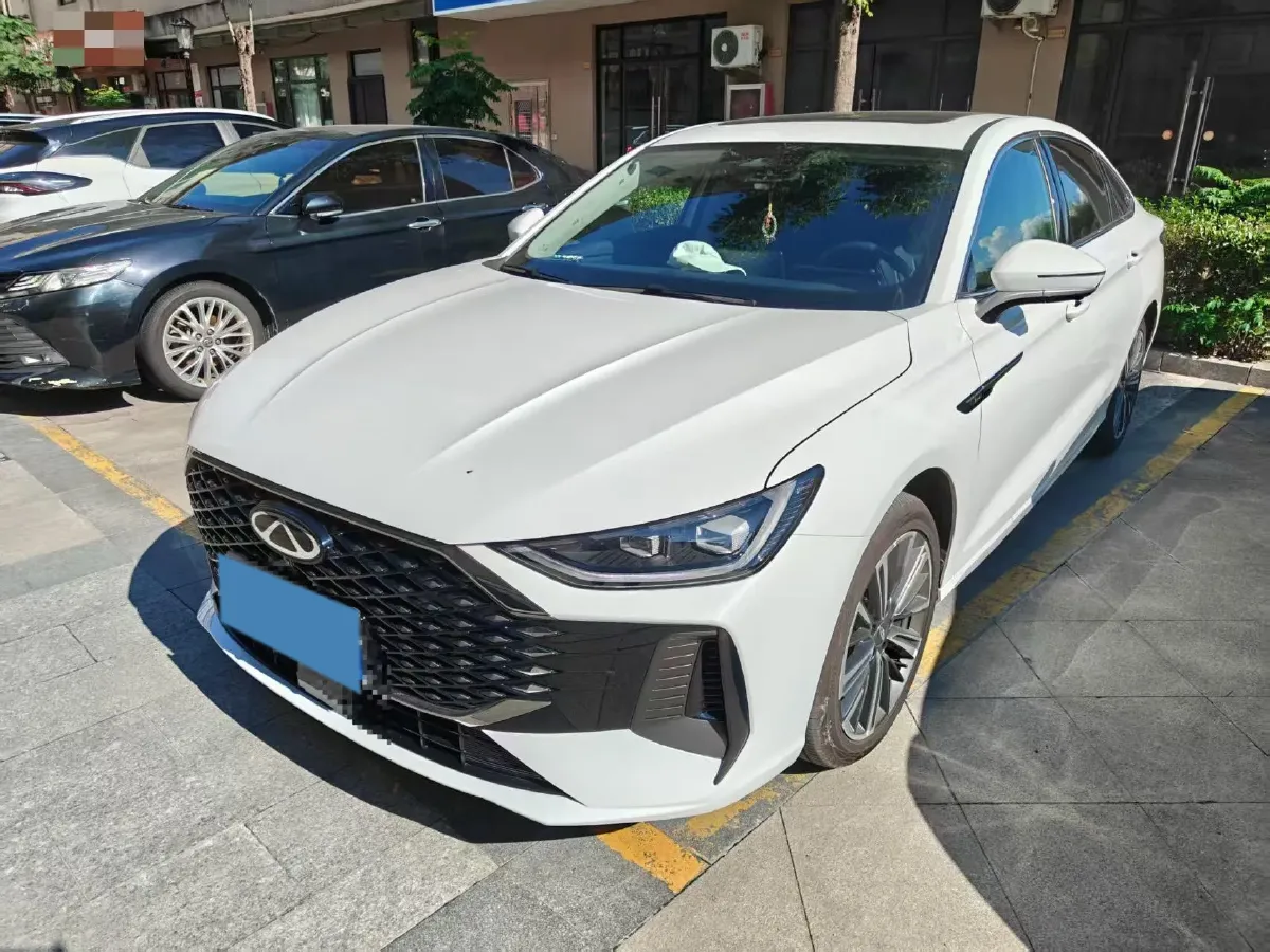 2025 Chery Arrizo 8 Pro 1.6T 197HP L4 7DCT,autocango,china used car exporter,china ev exporter,chinese used car exporter,chinese used ev exporter