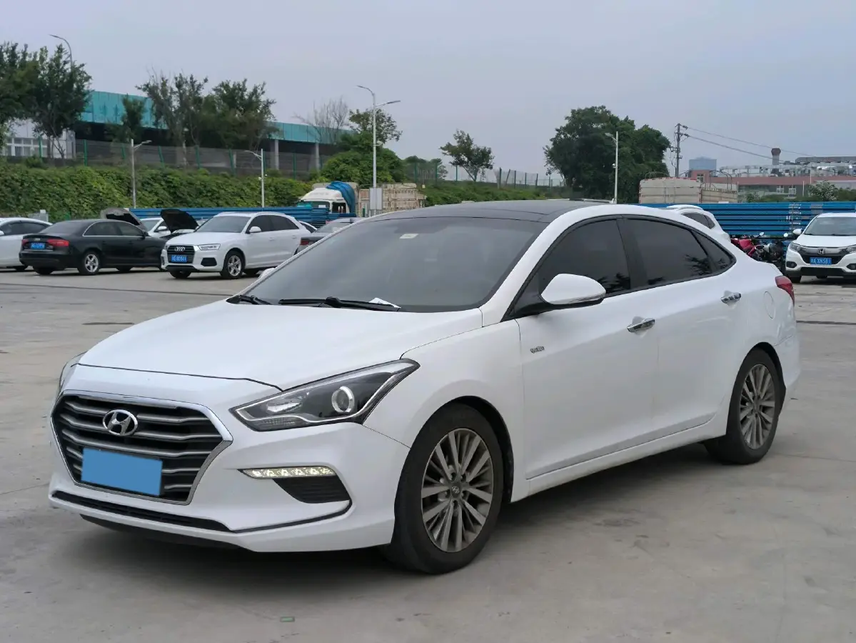 2017 Hyundai Mistra 1.6T 175HP L4 7DCT