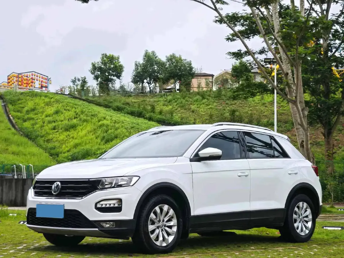 2019 Volkswagen T-Roc 1.4T 131HP L4 7DCT