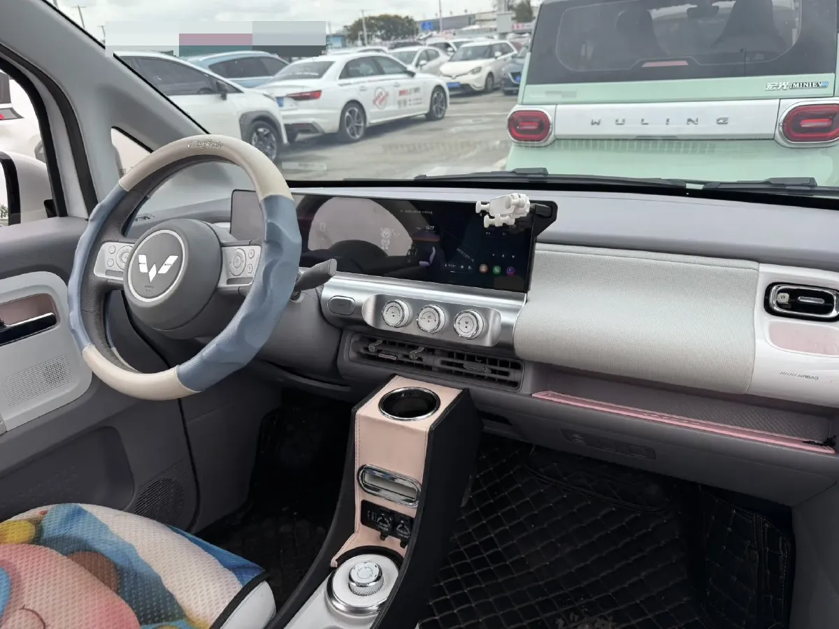 2023 WuLing Air ev BEV 28.4KWH,autocango,china used car exporter,china ev exporter,chinese used car exporter,chinese used ev exporter