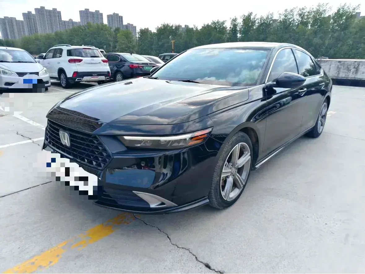 2023 Honda Accord 1.5T 192HP L4 CVT