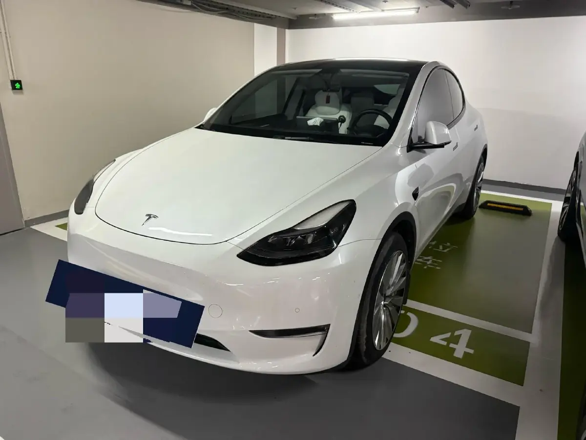 2021 Tesla Model Y BEV 60KWH