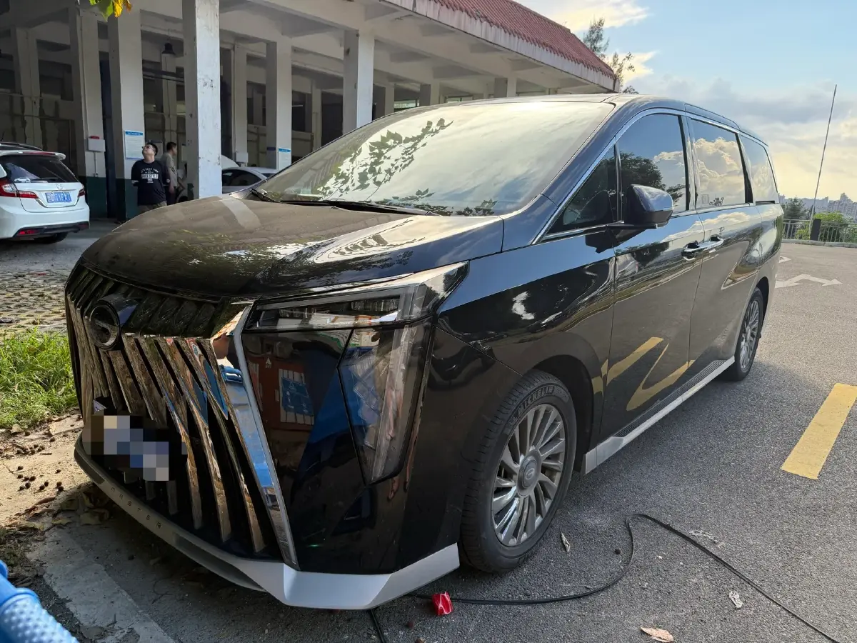 2023 GAC Trumpchi M8 2.0T 252HP L4 8AT