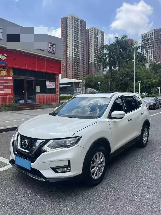 2021 Nissan X-Trail 2.0L 151HP L4 CVT