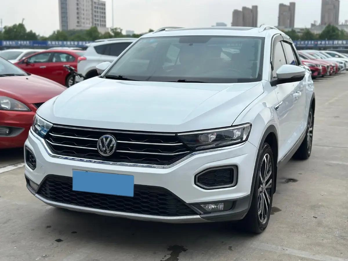2019 Volkswagen T-Roc 1.4T 150HP L4 7DCT