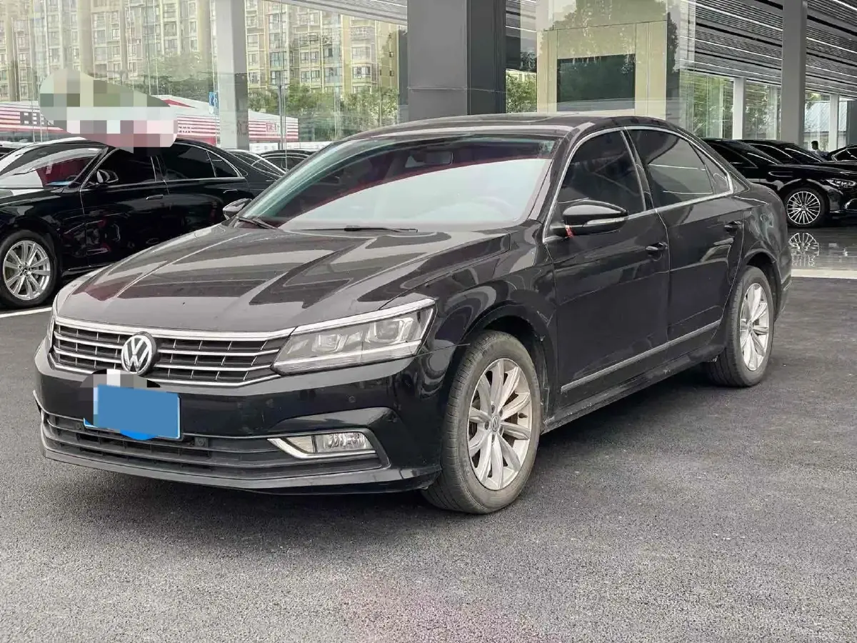 2017 Volkswagen Passat 1.8T 180HP L4 7DCT