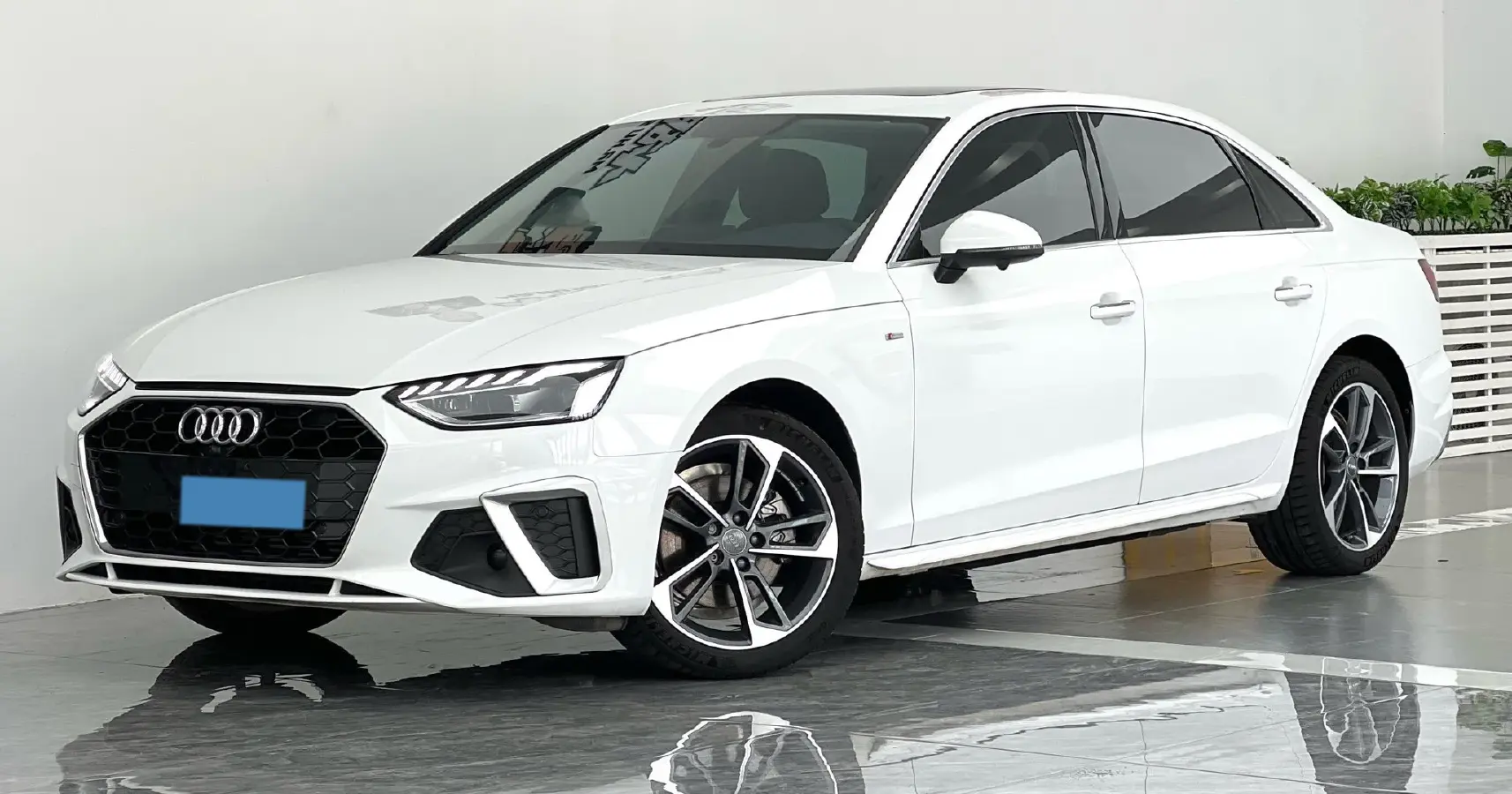 2020 Audi A4L 2.0T 150HP L4 7DCT