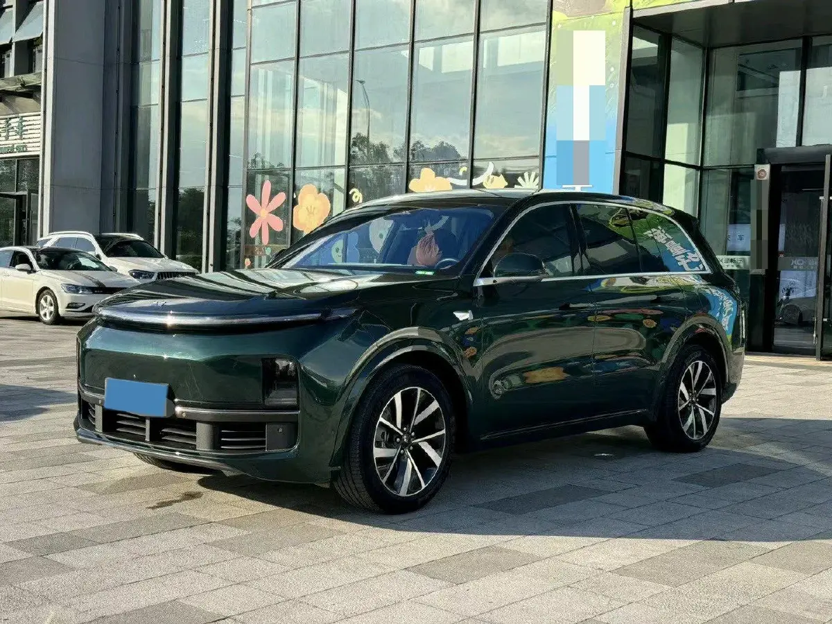 2023 Li L8 Range Extended 154HP REEV 40.9KWH