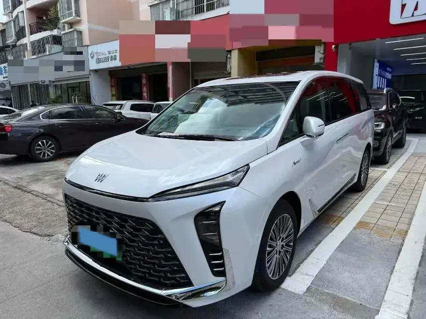 2024 Buick GL8 1.5T 180HP L4 2DHT PHEV 24.4KWH