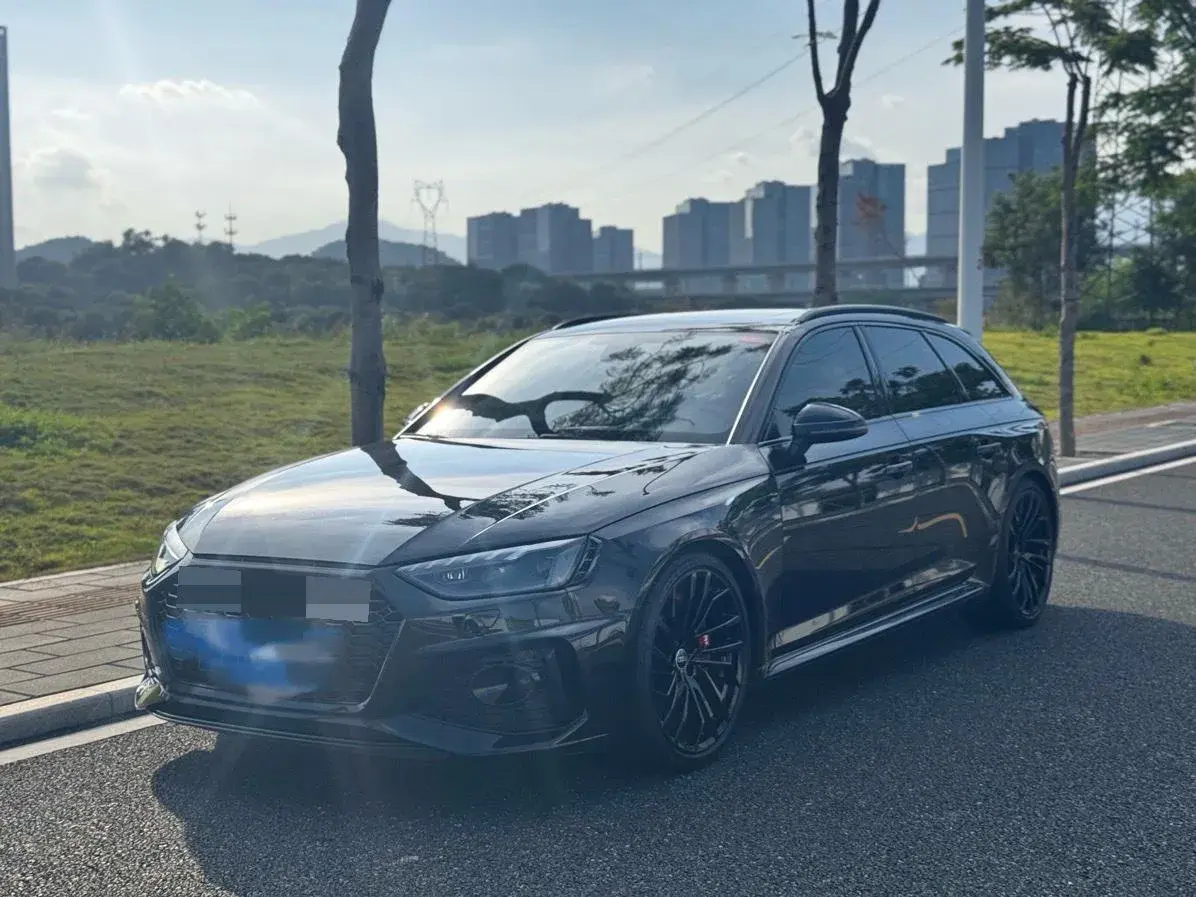 2021 Audi RS 4 2.9T 450HP V6 8AT