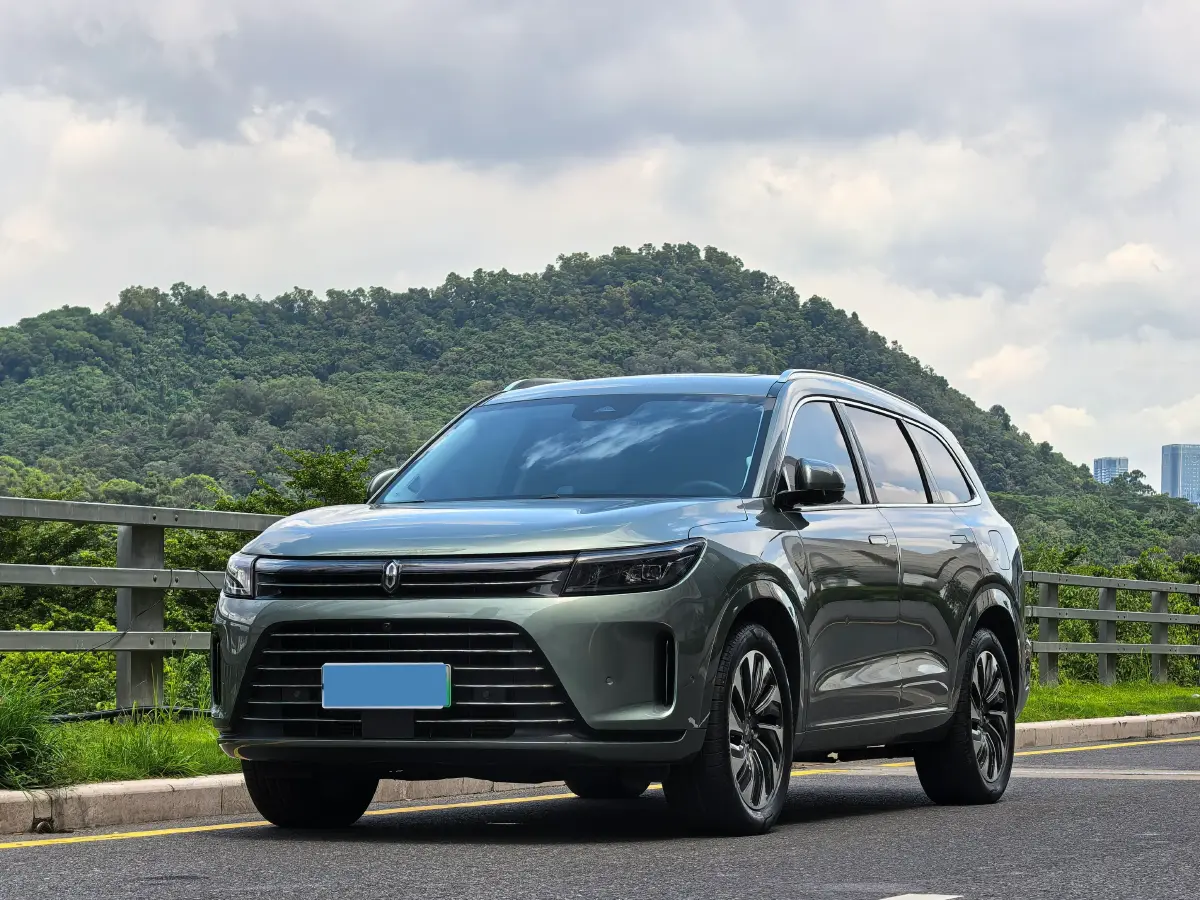 2022 AITO AITO M7 Range Extended 125HP REEV 40KWH