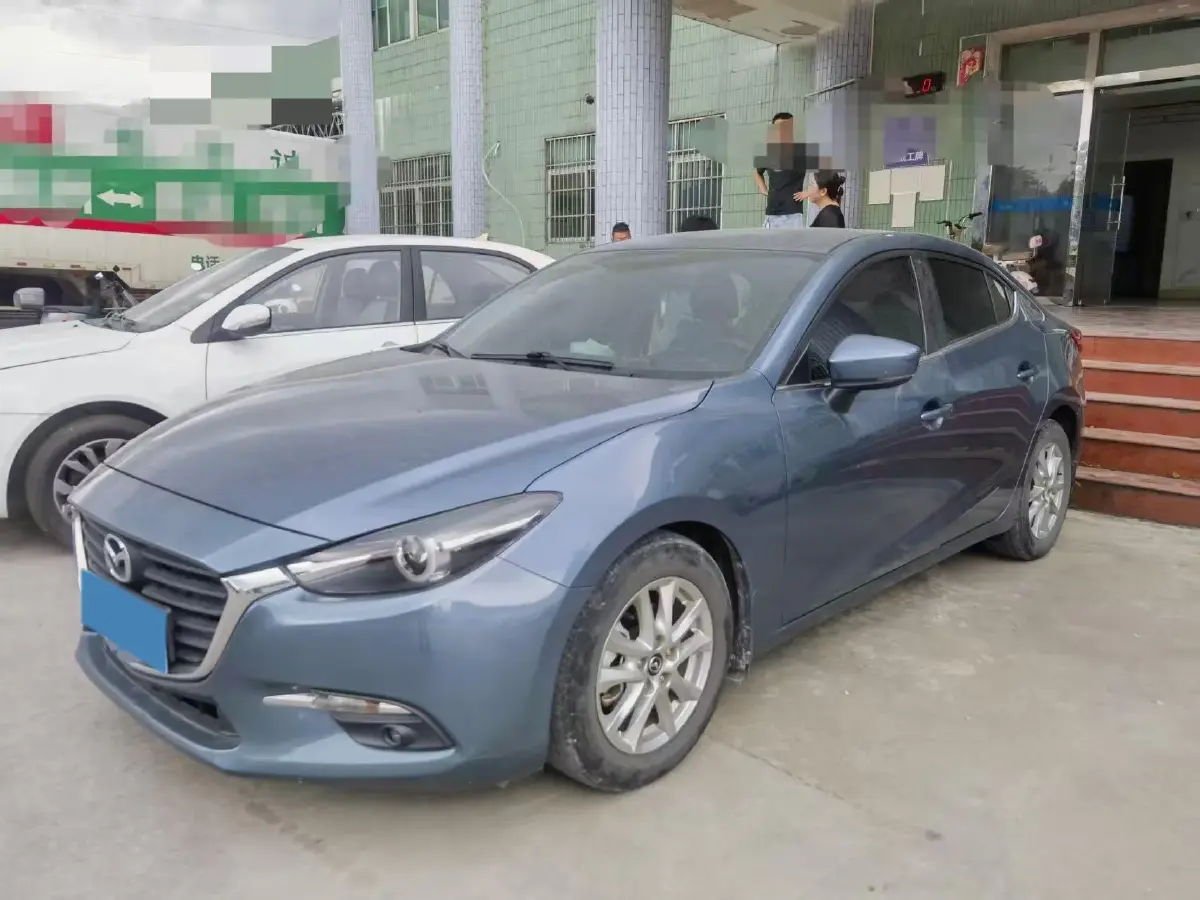 2017 Mazda 3 Axela 1.5L 117HP L4 6AT